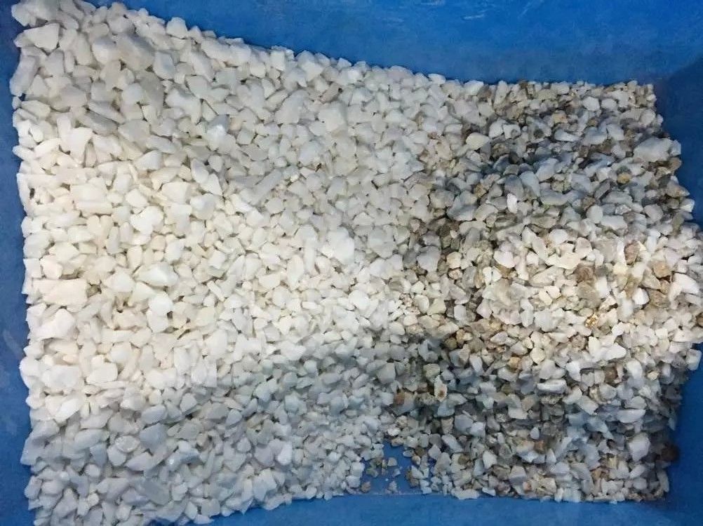 Filtro mineral de la clasificadora YSC/CKD del color del cuarzo del guijarro de la piedra óptica del mármol