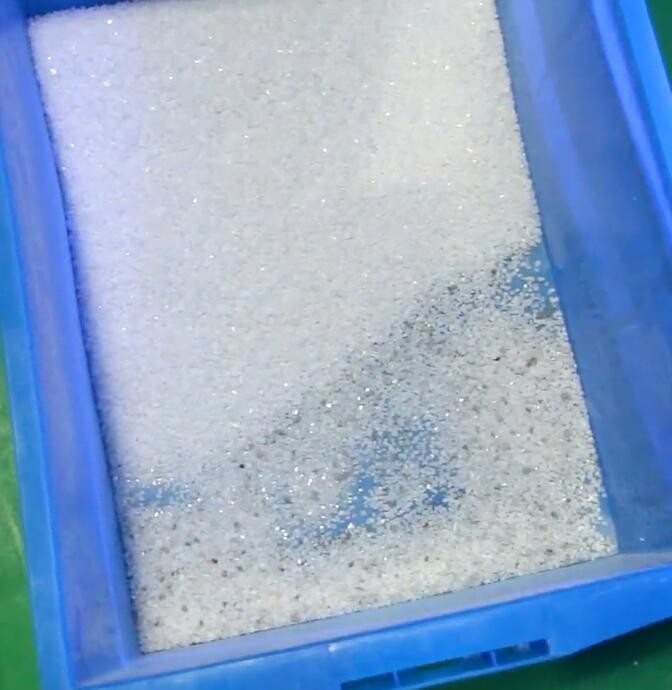 Hoppers de acero inoxidable máquina de clasificación de color de sal húmeda con cámara de Ccd completa