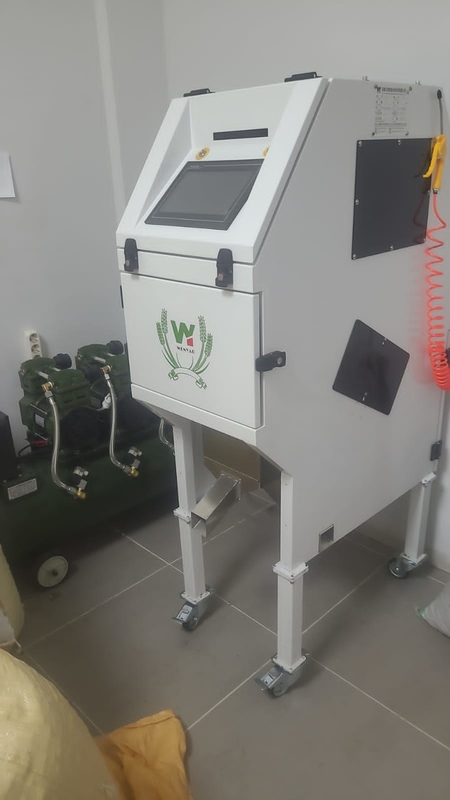 Wenyao WYCS1-32 Máquina de clasificación de color de polen de abeja mini marrón para rechazar el polen de abeja amarillo de la separación de color del polen de abeja marrón
