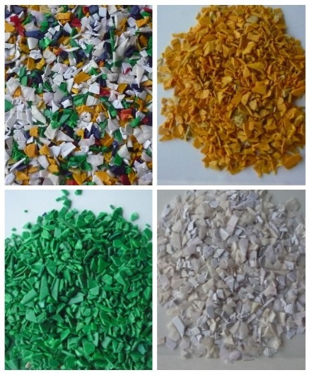 El HDPE forma escamas capacidad plástica de la clasificadora del color de los gránulos alta