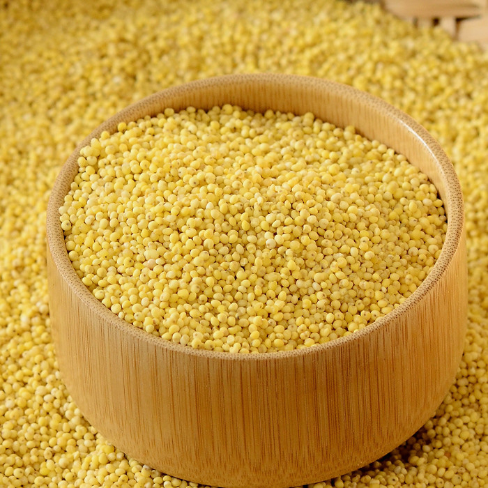 Clasificador orgánico automático inteligente del color del arroz de 7 canales 80 toneladas por la clasificadora del color del día