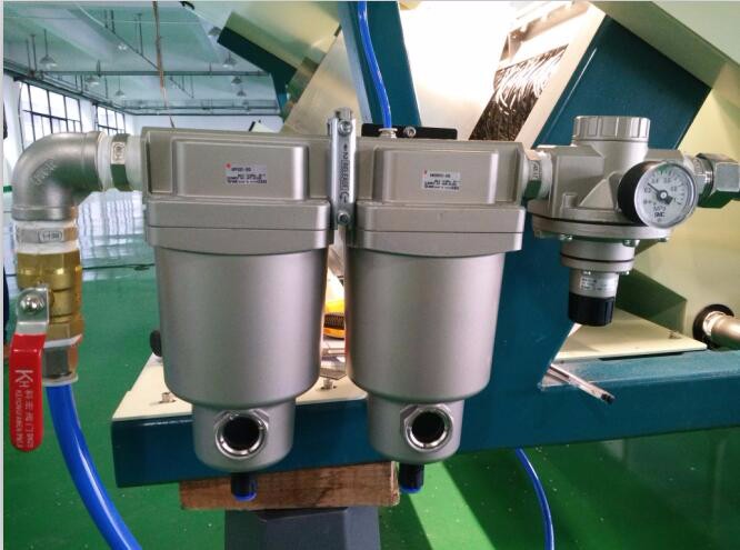 Color y forma ópticos de maíz del CCD Wenyao Color Sorter For Wheat del RGB 5