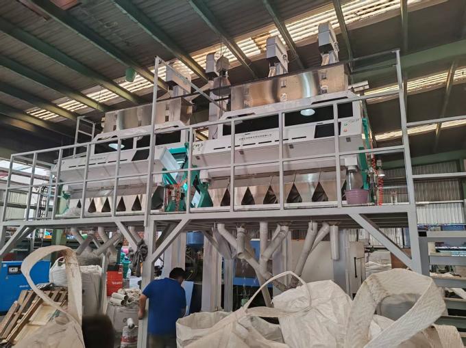 Máquina de clasificación de colores de mascotas con minifunción óptica RGB de plástico 14